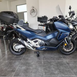 Honda Forza 750 2023